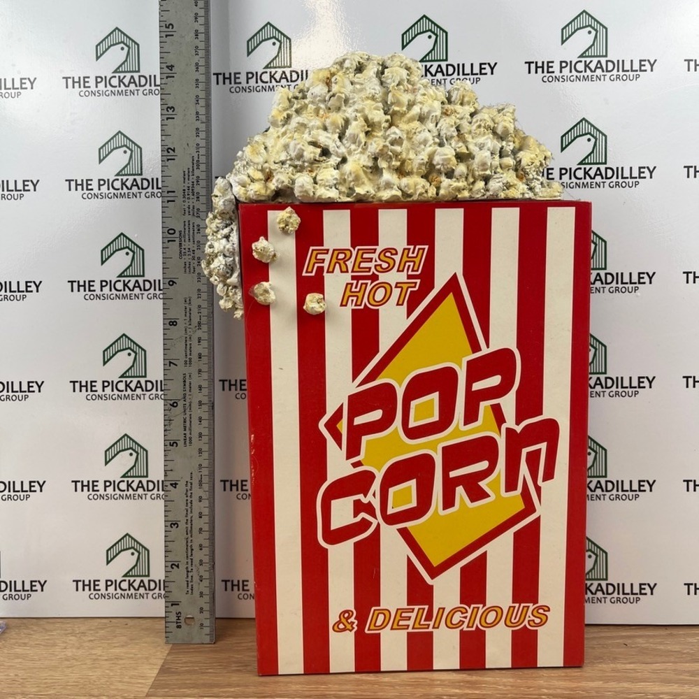 Vintage Style Metal Popcorn Box Wall Decor 3D Faux Popcorn Movie Theater Art - Picture 2 of 7